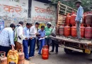 गांवों में अब 45 दिन बाद ही बुक होगा LPG सिलेंडर: सरकार ने डिलीवरी समेत ये नियम बदले—LPG संकट पर बड़ा फैसला!