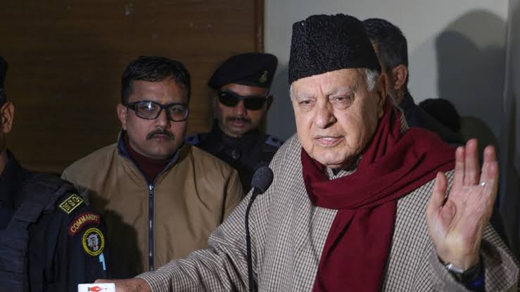 बड़ी खबर: जम्मू में फारूक अब्दुल्ला और डिप्टी CM सुरिंदर चौधरी के कार्यक्रम में फायरिंग, इलाके में हड़कंप