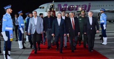 ​मध्य पूर्व संकट: कूटनीति का ‘अड्डा’ बना पाकिस्तान; ईरान के विदेश मंत्री की इस्लामाबाद-मस्कट के बीच ‘मैराथन’ दौड़