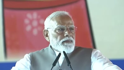 वाराणसी को 6,350 करोड़ की सौगात: पीएम मोदी ने महिला आरक्षण पर विपक्ष को घेरा, 48 परियोजनाओं का किया लोकार्पण