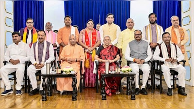 UP Cabinet Portfolio Allocation: मंत्रिमंडल विस्तार के बाद विभागों का बंटवारा, यहाँ देखें मंत्रियों की पूरी सूची