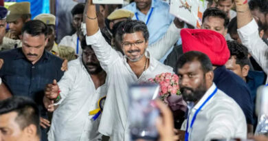 ​तमिलनाडु में नया सियासी संकट: CPM ने TVK को दी कड़ी चेतावनी; कहा- ‘AIADMK को साथ लिया तो समर्थन पर करेंगे पुनर्विचार’