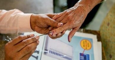 धांधली पर चला इलेक्शन कमीशन का हंटर: पश्चिम बंगाल के 15 केंद्रों पर कल फिर होगा पुनर्मतदान
