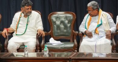 कर्नाटक की सियासत से बड़ी खबर: अगले कुछ दिनों में इस्तीफा दे सकते हैं सीएम सिद्धारमैया, डीके शिवकुमार बन सकते हैं नए मुख्यमंत्री