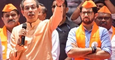 ‘अगर साथी ही उंगली उठाएंगे तो पद छोड़ दूंगा, लेकिन चोरों को नहीं दूंगा नेतृत्व’ : कार्यकर्ताओं को संबोधित कर भावुक हुए उद्धव ठाकरे