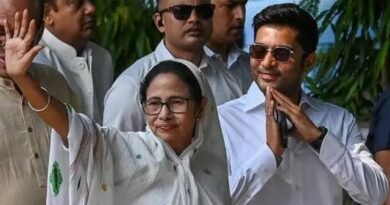टीएमसी में बड़ी फूट; ममता गुट पहुंचा चुनाव आयोग, विद्रोही गुट ने ममता-अभिषेक को बाहर कर बनाई नई कार्यसमिति
