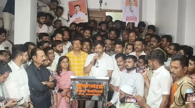 महाराष्ट्र में उद्धव को सबसे बड़ा झटका: सांसद ओमराजे निंबालकर शिंदे गुट में शामिल; उद्धव बोले- ‘मुझसे टिकट देने में गलती हुई’