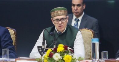 ​”क्या राज्य के दर्जे के लिए ट्रंप के व्हाइट हाउस जाएं?” : ‘चलो दिल्ली’ रैली में उमर अब्दुल्ला का बीजेपी पर तीखा हमला