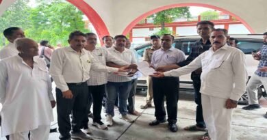 हरिद्वार में गंगा एक्सप्रेस-वे के भूमि अधिग्रहण का विरोध: किसानों ने जिलाधिकारी को सौंपा ज्ञापन, उपजाऊ जमीन देने से इनकार