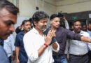 करूर भगदड़ पर सियासत तेज: सीएम विजय ने डीएमके पर मढ़ा साजिश का आरोप, पीड़ितों को सौंपी सरकारी नौकरी