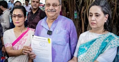 टीएमसी सिंबल और मालिकाना हक की जंग: ममता गुट ने चुनाव आयोग को सौंपा जवाब, कल्याण बनर्जी का बागियों पर तीखा हमला