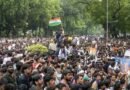 नीट धांधली विवाद: जंतर-मंतर पर डटे छात्र, दिल्ली में सुरक्षा सख्त; 18 मेट्रो स्टेशन बंद और FRS से 400 असामाजिक तत्वों की पहचान