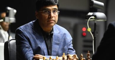 विश्वनाथन आनंद बने फिडे (FIDE) के अंतरिम अध्यक्ष: अर्काडी द्वोरकोविच पर यूरोपीय संघ के प्रतिबंधों के बाद लिया गया फैसला