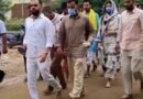 विराट कोहली और अनुष्का शर्मा ने फिर किए वृंदावन में प्रेमानंद महाराज के दर्शन, वायरल हुए वीडियो