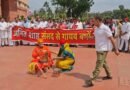 अयोध्या राम मंदिर चंदे में गड़बड़ी के मुद्दे पर संसद में विपक्षी सांसदों का हंगामा: साधु के भेष में पहुंचे पप्पू यादव, राहुल-प्रियंका और सपा सांसदों का मिला साथ