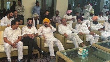 पंजाब कांग्रेस का घमासान: राजा वडिंग को हटाने पर अड़ा चन्नी गुट, प्रभारी भूपेश बघेल बोले—’फैसला आलाकमान ही करेगा’