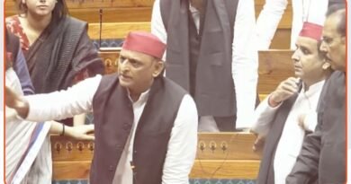 संसद में ‘पेपर लीक’ पर गरमाई बहस: अखिलेश यादव की लोकसभा अध्यक्ष से नोंकझोंक, बोले- ‘छात्रों के मुद्दे पर समझौता नहीं’