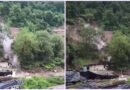 यमुनोत्री हाईवे के स्यानाचट्टी में बड़ा हादसा टला: पहाड़ी से गिरा विशालकाय बोल्डर, शौचालय क्षतिग्रस्त; बस्ती के पास रुका