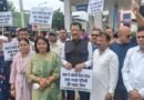 चीनी की बढ़ती कीमत और E20 पेट्रोल के खिलाफ देहरादून में कांग्रेस का प्रदर्शन, प्रदेशभर में आंदोलन का ऐलान