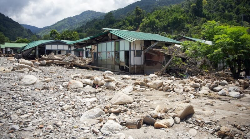 अरुणाचल प्रदेश में भारी बारिश का कहर, बाढ़ और भूस्खलन से 4 की मौत; 5 जवान लापता