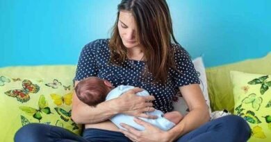 ब्रेस्टफीडिंग में मददगार सुपरफूड्स: नई माताओं के लिए प्राकृतिक आहार गाइड
