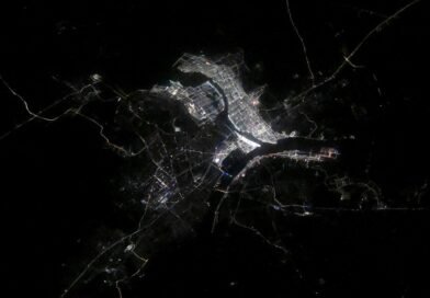 ISS से दिखा महाकुंभ का अद्भुत नजारा, नासा के अंतरिक्ष यात्री डोनाल्ड पेटिट ने शेयर की तस्वीर