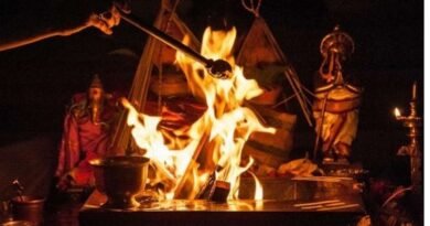 रुद्राभिषेक के बाद क्या हवन कराना अनिवार्य है? जानिए ज्योतिष व शास्त्र सम्मत नियम