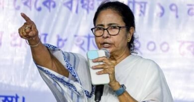 सुप्रीम कोर्ट का फैसला: तृणमूल कांग्रेस (TMC) के तीन बैंक खाते फ्रीज रहेंगे, दैनिक खर्चों के लिए अंतरिम व्यवस्था जारी