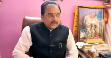 सांसद अजय भट्ट ने लोकसभा में उठाया केंद्रीय शिक्षण संस्थानों में रिक्त पदों का मुद्दा; केंद्र सरकार ने भर्ती आंकड़ों और शिक्षा सुधारों की दी जानकारी