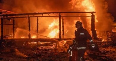 रूस-यूक्रेन युद्ध: 12 घंटे में 250 यूक्रेनी ड्रोन गिराने का रूस का दावा, मॉस्को पर बढ़ा ड्रोन खतरा