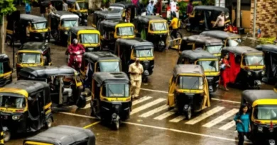 महाराष्ट्र में ऑटो-टैक्सी चालकों को बड़ी राहत, मराठी सीखने के लिए मिला एक साल का अतिरिक्त समय