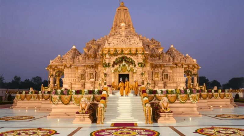 अयोध्या: श्रीराम जन्मभूमि मंदिर में ‘राम दरबार’ के लिए वीआईपी पास खत्म, संतों ने फैसले को बताया ऐतिहासिक और सराहनीय