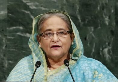 बांग्लादेश की पूर्व पीएम शेख हसीना 2 साल बाद पहली बार आईं सामने: वर्चुअल कॉन्फ्रेंस में रोते हुए बोलीं—”बांग्लादेश लौटूंगी, 10,000 लोग मारे गए”