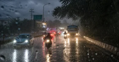 उत्तराखंड में भारी बारिश की चेतावनी: सीएम धामी ने ली आपदा प्रबंधन की बैठक, SDRF-NDRF को हाई अलर्ट के निर्देश