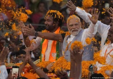 मोदी @25: नेहरू-इंदिरा के रिकॉर्ड छूते-तोड़ते, भारतीय राजनीति की नई किताब लिख रहे पीएम मोदी