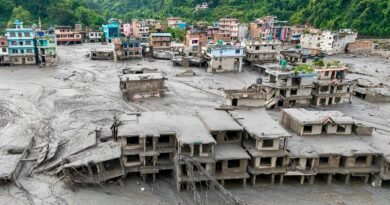 नेपाल में कुदरत का कहर: सैलाब और भूस्खलन में 1,344 की मौत, 5 हजार लापता; 400 अरब रुपये का नुकसान