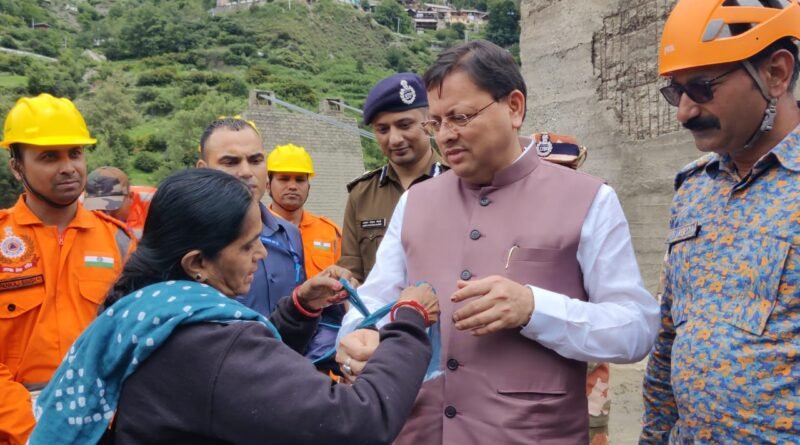 अहमदाबाद की धनगौरी बरोलिया ने सीएम धामी को भेजी राखी; पत्र लिखकर याद की धराली आपदा के दौरान दुपट्टे के टुकड़े से बांधी राखी की कहानी