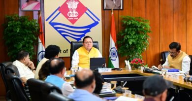 नीति निर्माण में शोध और नवाचार को मिले प्राथमिकता, योजनाओं की सालाना मॉनिटरिंग हो सुनिश्चित: सीएम धामी