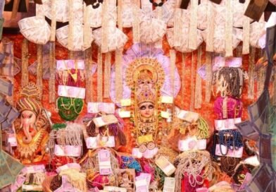 मध्य प्रदेश: रतलाम का प्रसिद्ध महालक्ष्मी मंदिर, जहां प्रसाद में मिलते हैं सोना-चांदी के सिक्के और ‘कुबेर की पोटली’