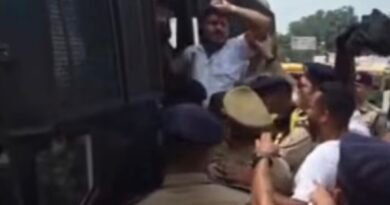 BJP अध्यक्ष नितिन नवीन के रुद्रपुर दौरे से पहले यूथ कांग्रेस का प्रदर्शन: कार्यकर्ताओं ने बांधी काली पट्टी, पुलिस ने किया नजरबंद