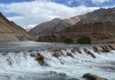 भारत का पहला ‘रॉक चेक डैम’: लद्दाख में सिंधु नदी पर बिना सीमेंट के बना अनूठा बांध; किसानों को राहत के साथ पाकिस्तान को कड़ा संदेश