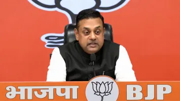 संबित पात्रा का पलटवार: चुनाव आयुक्तों के बीच चर्चा और पत्राचार को बताया स्वस्थ लोकतंत्र की निशानी, विपक्ष पर साधा निशाना
