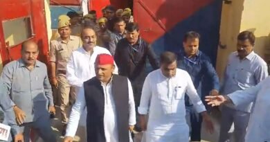 अखिलेश यादव का रामपुर दौरा: सीतापुर जेल में आजम खान से की मुलाकात, कहा— ‘आजम थे, हैं और रहेंगे’