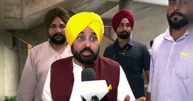 भगवंत मान का केंद्र पर आरोप: पेरिस से लौटने पर दिल्ली एयरपोर्ट पर घंटों रोके जाने और जुर्माने को बताया ‘राजनीतिक बदला’