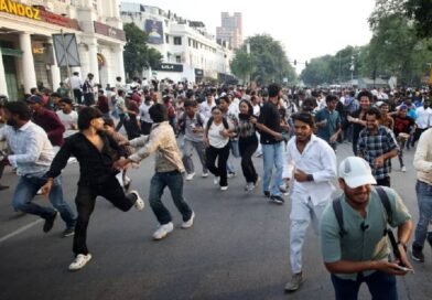 दिल्ली में सड़कों पर सन्नाटा, सियासत में तूफान! CJP के जंतर-मंतर 2.0 पर BJP-कांग्रेस में आर-पार