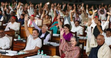 ‘जन महाभियोग’ में ज्ञानेश कुमार को हटाने और देशद्रोह का मुकदमा चलाने का प्रस्ताव पारित, खरगे-राहुल ने लगाए गंभीर आरोप
