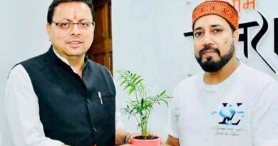 दलेर मेहंदी और मंत्री सुबोध उनियाल विवाद: मीका सिंह ने CM धामी से की मंत्री के माफी मांगने की अपील