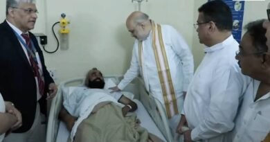 कोलकाता के चोरबागान दुर्गा पूजा पंडाल में भगदड़: 19 लोगों की दर्दनाक मौत, गृह मंत्री अमित शाह ने अस्पताल पहुंचकर घायलों का जाना हाल